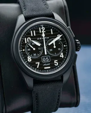 じょーじぃ Jay-Z's $161,000 Patek Philippe Is Studded with Nearly 60
