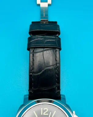 Panerai Luminor Marina Automatic (PAM00104) – Grailzee