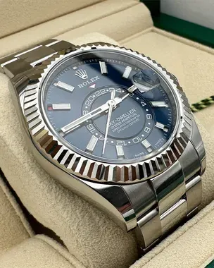パスカル Rolex Sky-Dweller 326934 | Bob's Watches - YouTube
