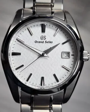 eyJidWNrZXQiOiJncmFpbHplZS1tZW