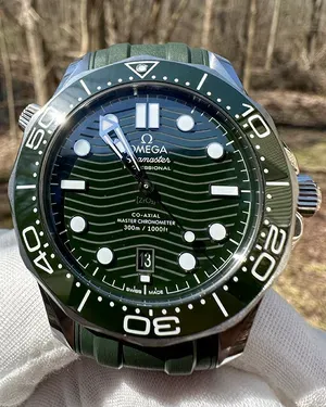 2022 Omega Seamaster Diver 300M Seaweed 42MM Green Dial Rubber